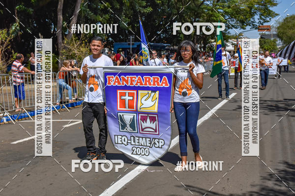 Buy your photos of the eventDesfile C�vico Anivers�rio da cidade de Leme on Fotop