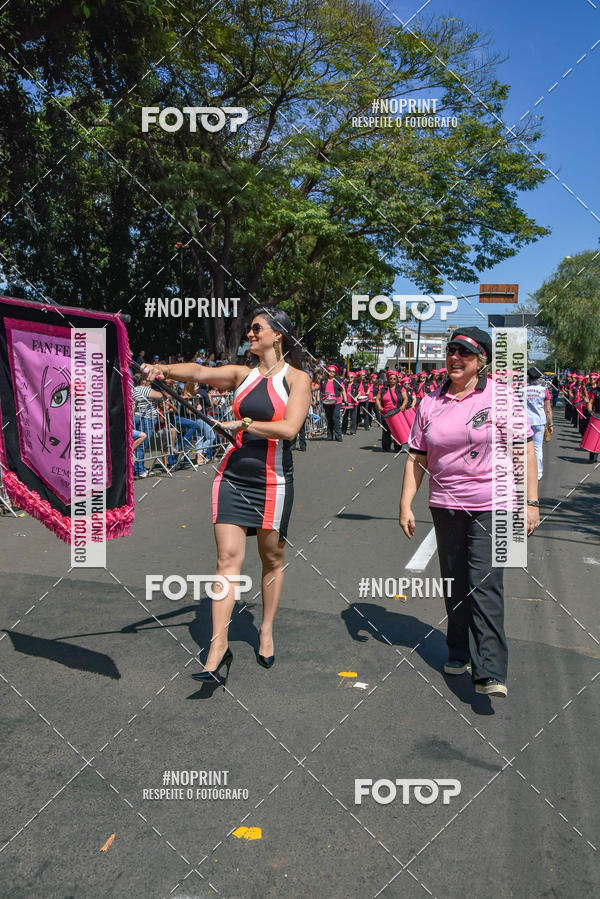 Buy your photos of the eventDesfile C�vico Anivers�rio da cidade de Leme on Fotop