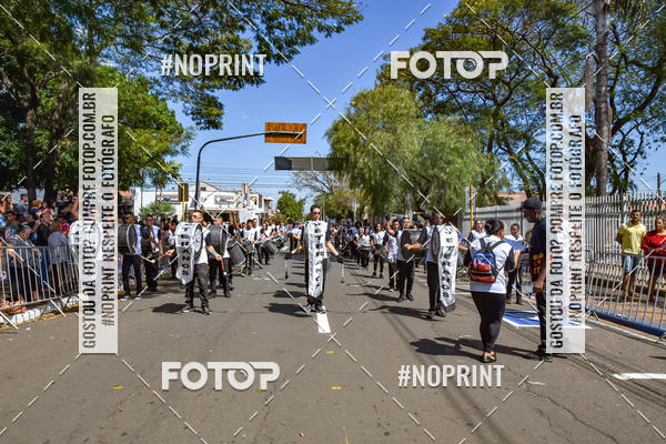 Buy your photos of the eventDesfile C�vico Anivers�rio da cidade de Leme on Fotop