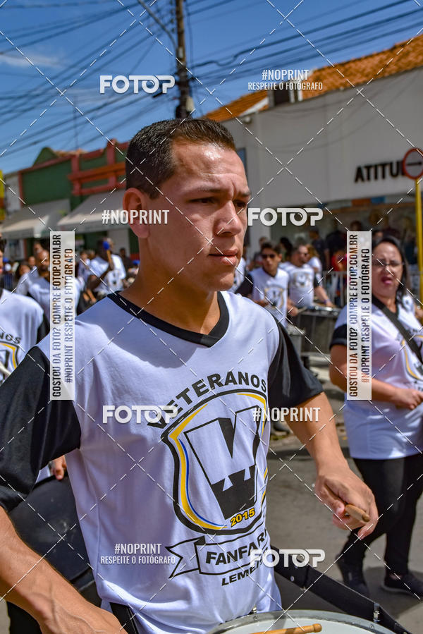 Buy your photos of the eventDesfile C�vico Anivers�rio da cidade de Leme on Fotop