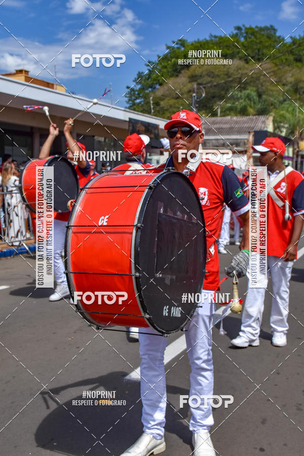 Buy your photos of the eventDesfile C�vico Anivers�rio da cidade de Leme on Fotop