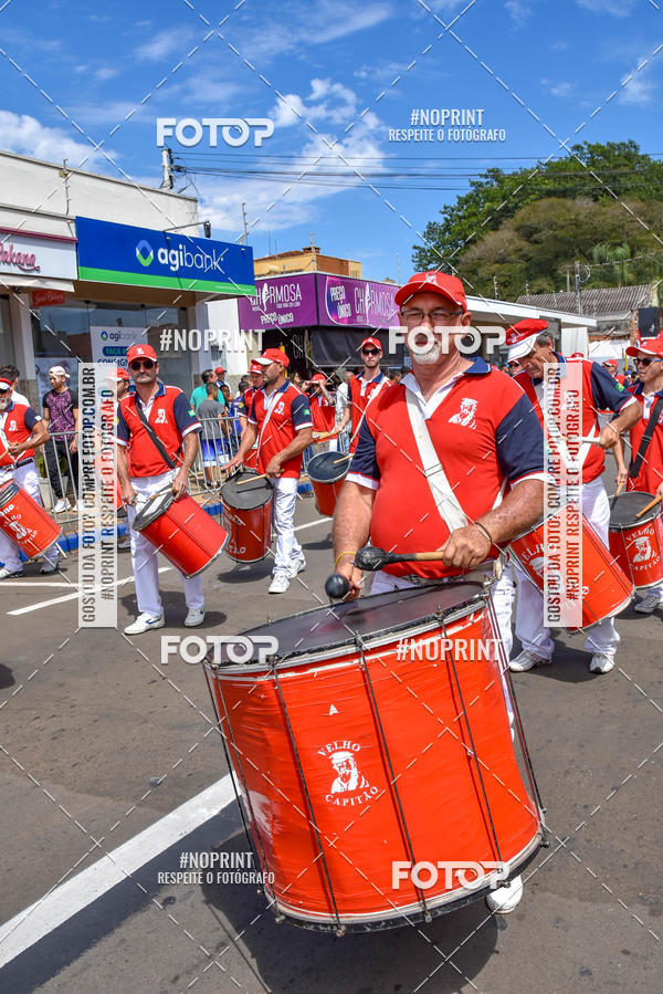 Buy your photos of the eventDesfile C�vico Anivers�rio da cidade de Leme on Fotop