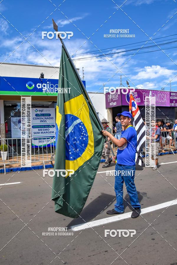 Buy your photos of the eventDesfile C�vico Anivers�rio da cidade de Leme on Fotop