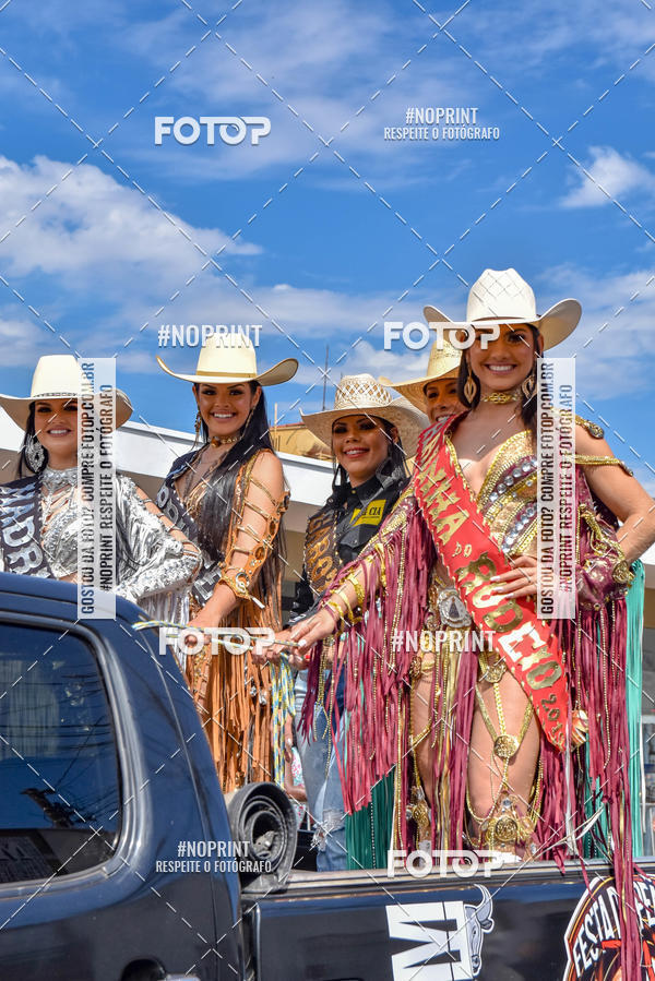 Buy your photos of the eventDesfile C�vico Anivers�rio da cidade de Leme on Fotop