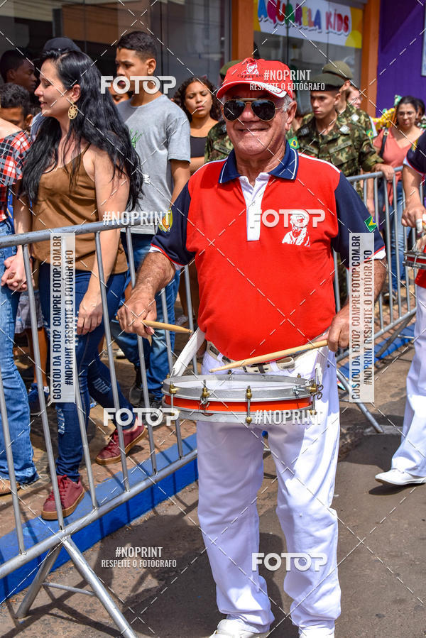 Buy your photos of the eventDesfile C�vico Anivers�rio da cidade de Leme on Fotop