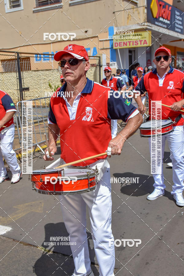 Buy your photos of the eventDesfile C�vico Anivers�rio da cidade de Leme on Fotop