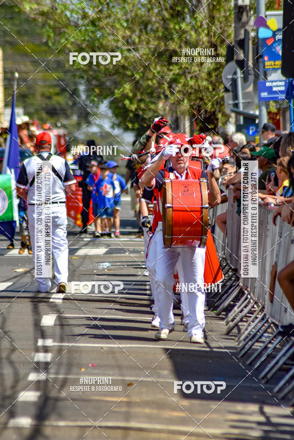 Compre as suas fotos do eventoDesfile C�vico Anivers�rio da cidade de Leme no Fotop