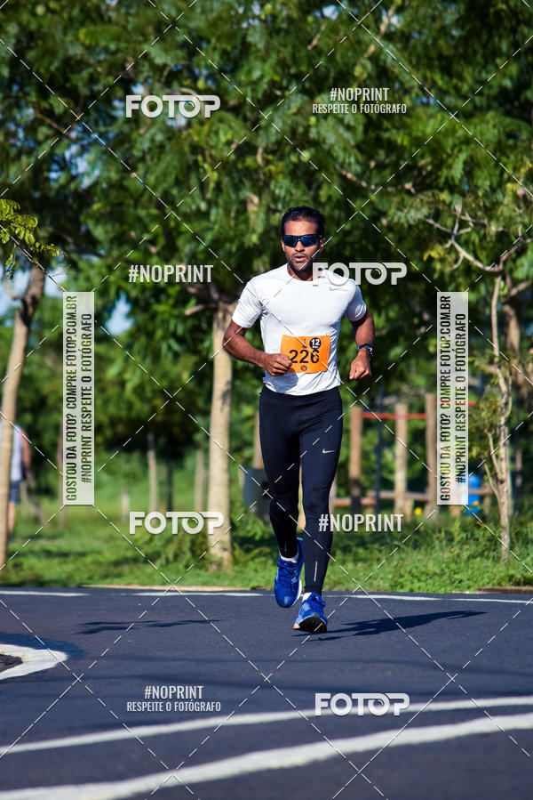 Buy your photos of the event2 Life Rockn Run on Fotop