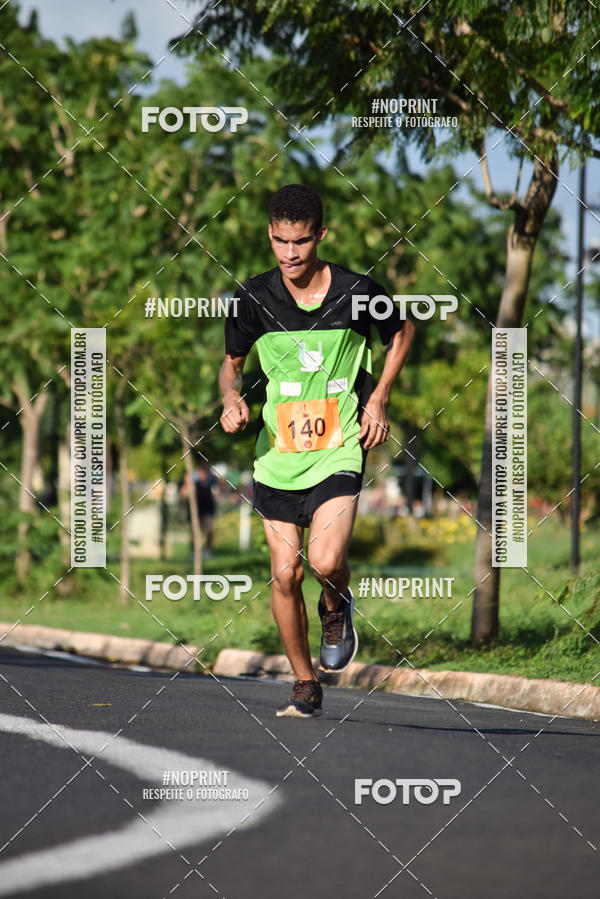 Buy your photos of the event2 Life Rockn Run on Fotop