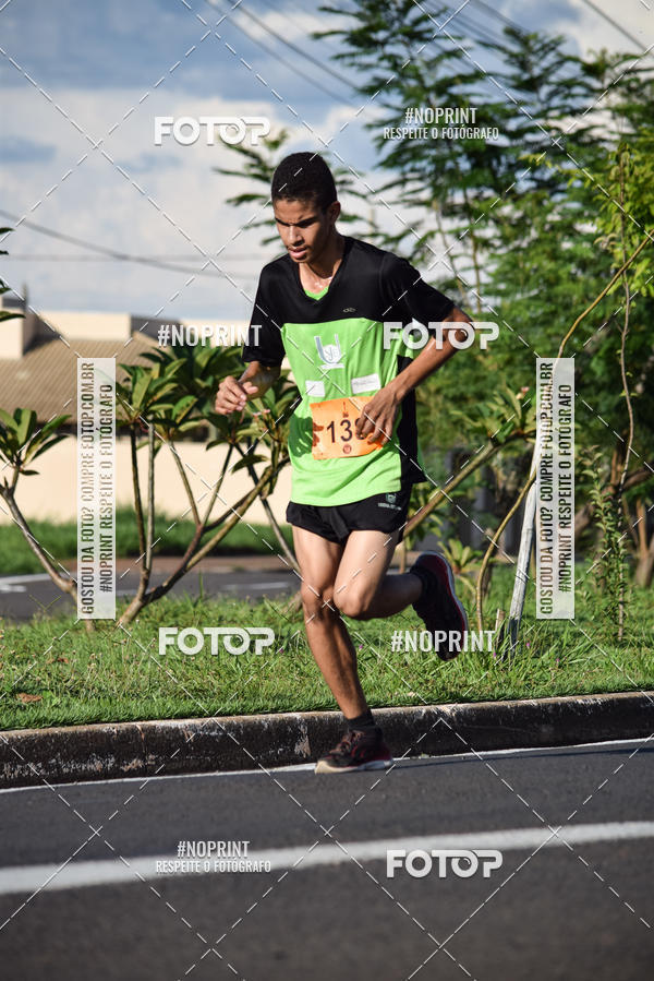 Buy your photos of the event2 Life Rockn Run on Fotop