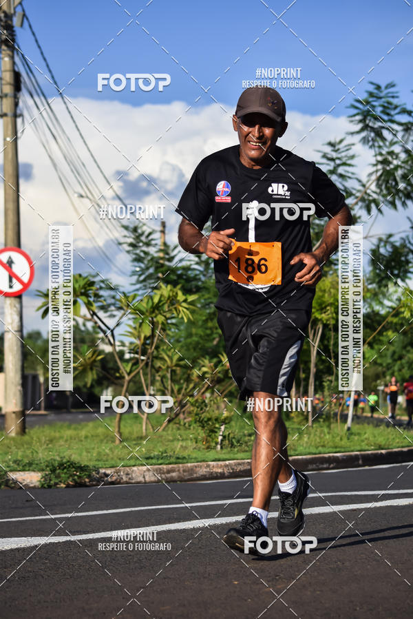 Buy your photos of the event2� Life Rock�n Run on Fotop