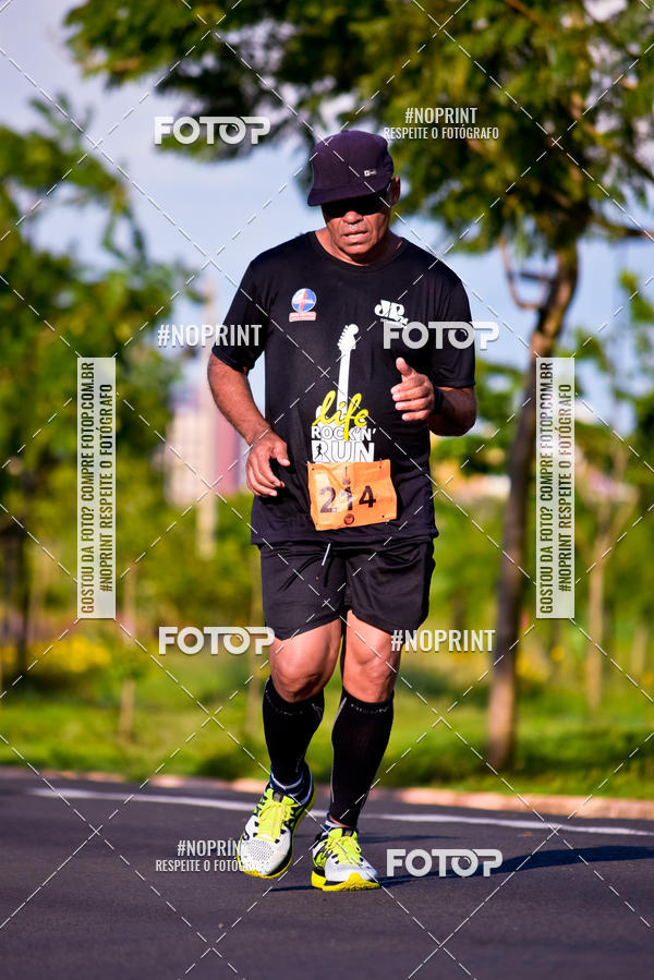 Buy your photos of the event2� Life Rock�n Run on Fotop