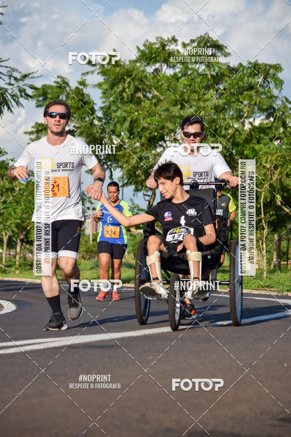 Buy your photos of the event2� Life Rock�n Run on Fotop