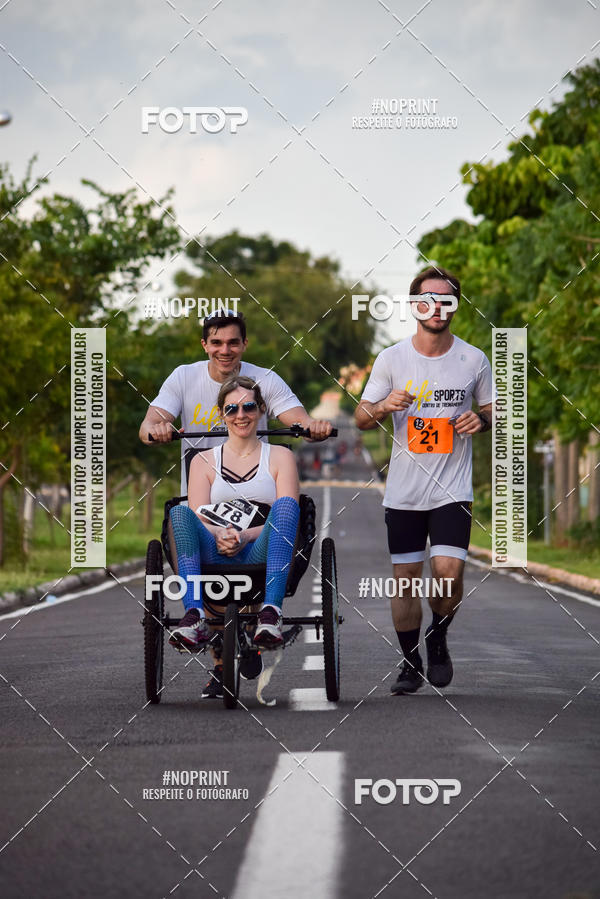 Buy your photos of the event2� Life Rock�n Run on Fotop