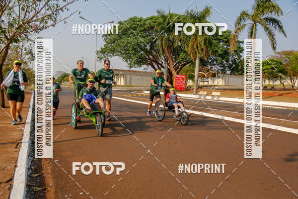 Buy your photos of the event6 Corrida Solidria Moura Lacerda on Fotop