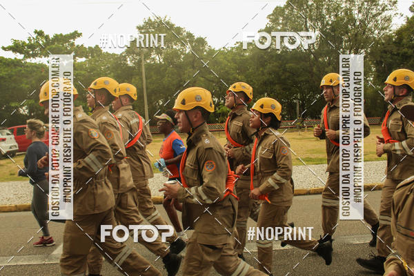 Buy your photos of the event17 Corrida do fogo on Fotop
