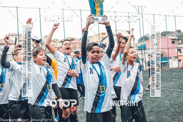 Achetez vos photos de l'vnementPORTELA SPORTS - Triangular 2019 sur Fotop