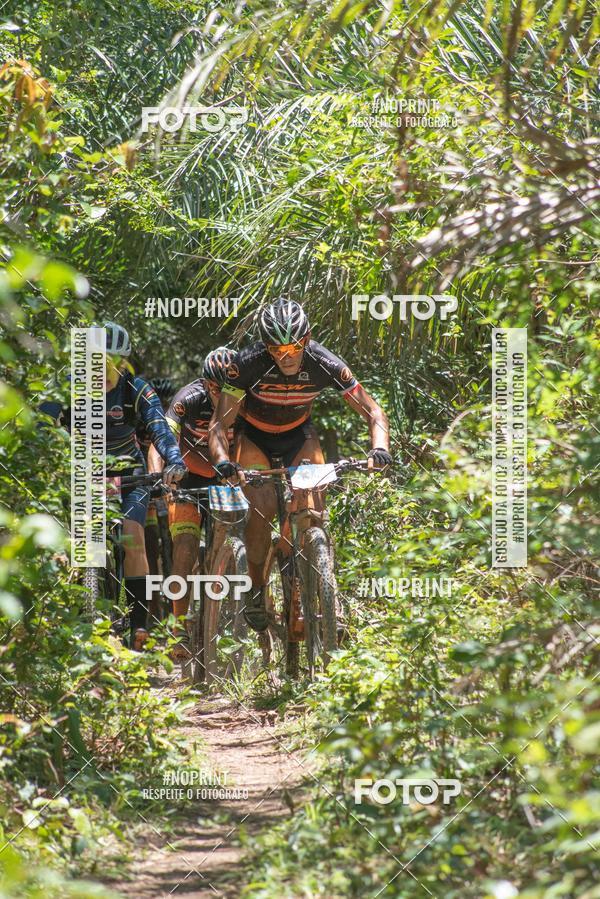 Achetez vos photos de l'vnementLatitude 12 - MTB sur Fotop