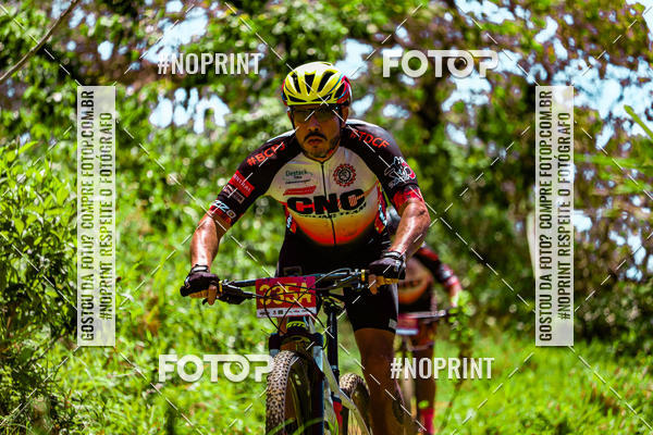Achetez vos photos de l'vnementLatitude 12 - MTB sur Fotop
