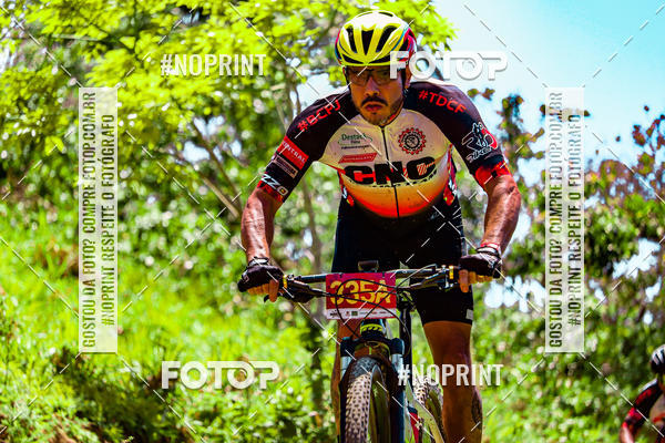 Achetez vos photos de l'vnementLatitude 12 - MTB sur Fotop