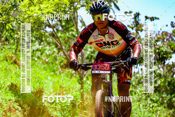 Achetez vos photos de l'vnementLatitude 12 - MTB sur Fotop