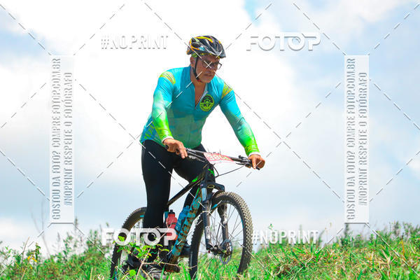 Achetez vos photos de l'vnementLatitude 12 - MTB sur Fotop