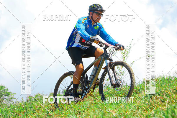 Achetez vos photos de l'vnementLatitude 12 - MTB sur Fotop