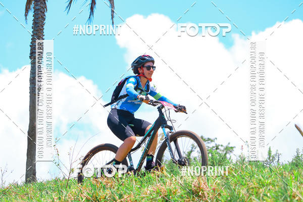 Achetez vos photos de l'vnementLatitude 12 - MTB sur Fotop