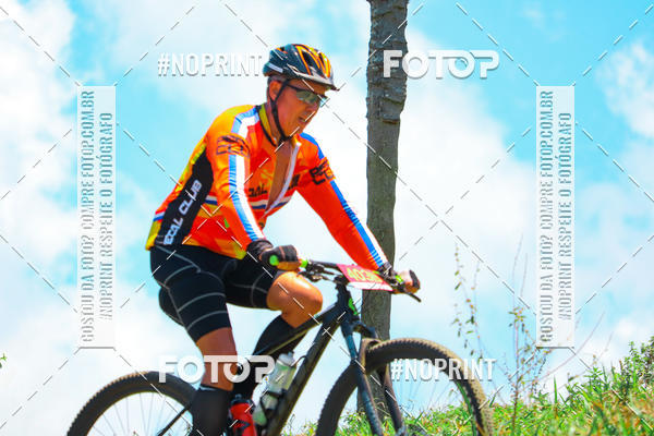 Achetez vos photos de l'vnementLatitude 12 - MTB sur Fotop