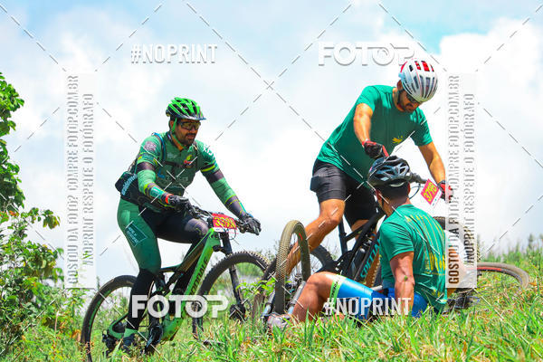 Achetez vos photos de l'vnementLatitude 12 - MTB sur Fotop