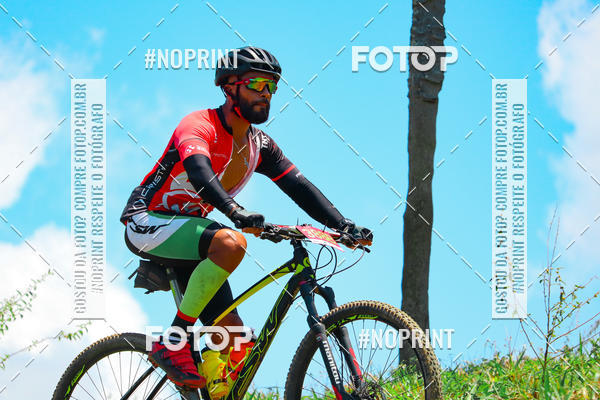 Achetez vos photos de l'vnementLatitude 12 - MTB sur Fotop