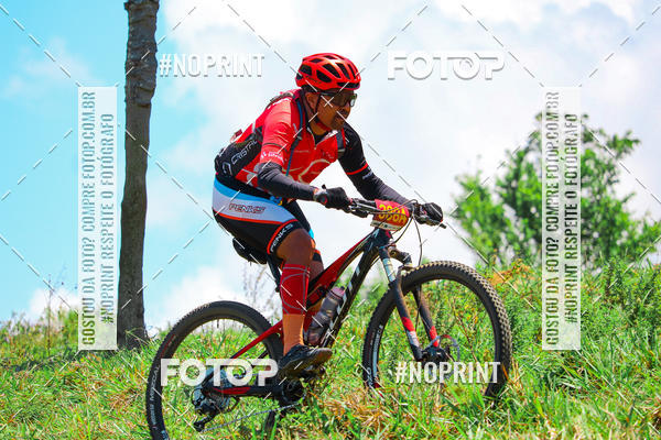 Achetez vos photos de l'vnementLatitude 12 - MTB sur Fotop