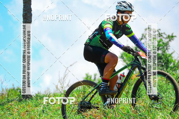 Achetez vos photos de l'vnementLatitude 12 - MTB sur Fotop