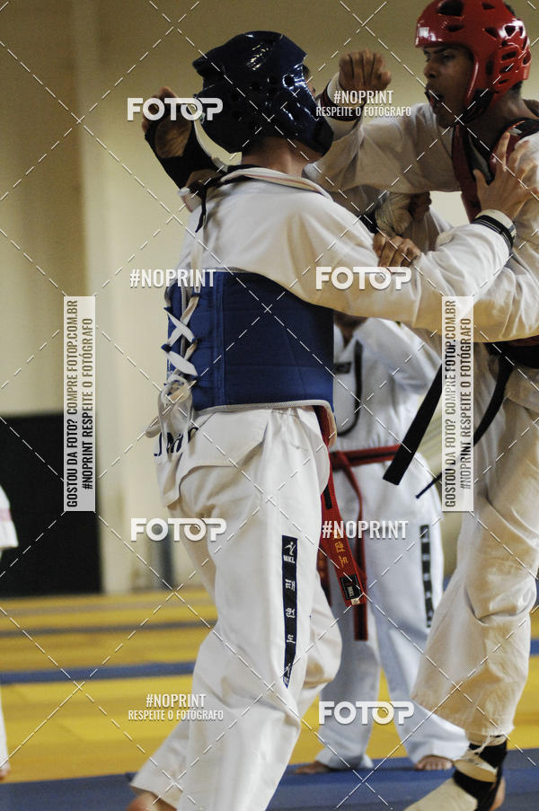 Buy your photos of the eventFestival de Lutas das Escolinhas Esportivas on Fotop