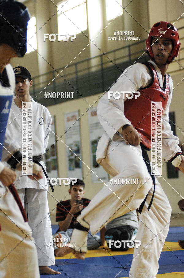 Buy your photos of the eventFestival de Lutas das Escolinhas Esportivas on Fotop