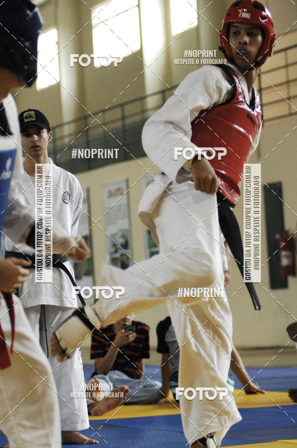 Buy your photos of the eventFestival de Lutas das Escolinhas Esportivas on Fotop