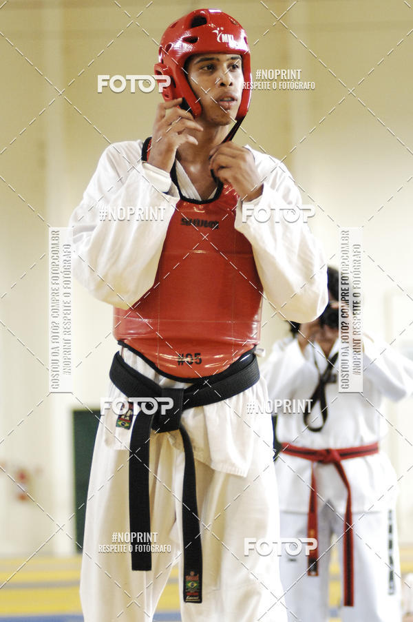 Buy your photos of the eventFestival de Lutas das Escolinhas Esportivas on Fotop