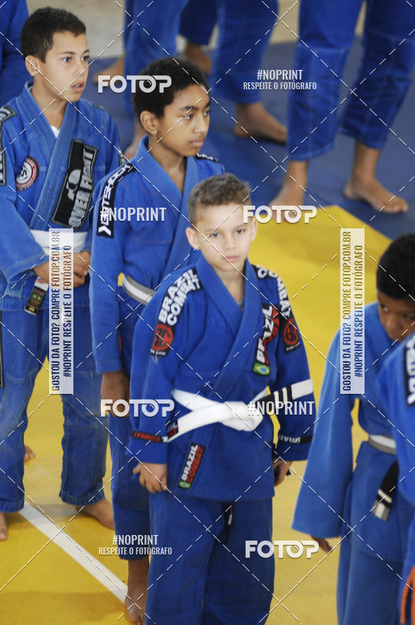 Achetez vos photos de l'vnementFestival de Lutas das Escolinhas Esportivas sur Fotop