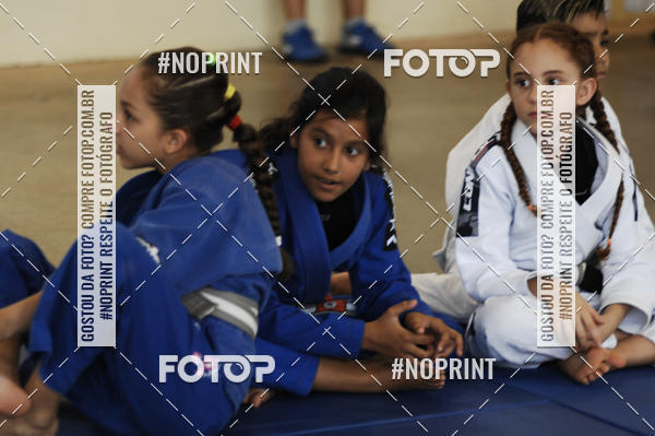 Achetez vos photos de l'vnementFestival de Lutas das Escolinhas Esportivas sur Fotop