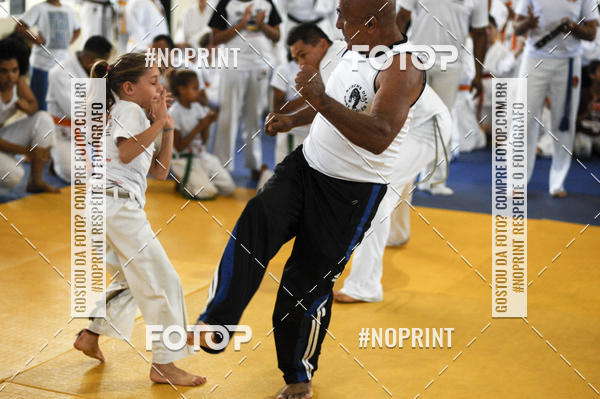 Achetez vos photos de l'vnementFestival de Lutas das Escolinhas Esportivas sur Fotop