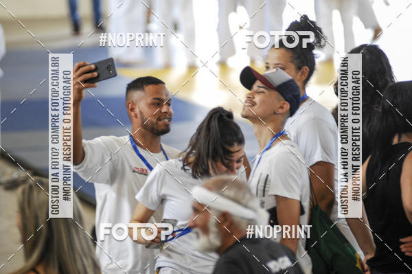Buy your photos of the eventFestival de Lutas das Escolinhas Esportivas on Fotop
