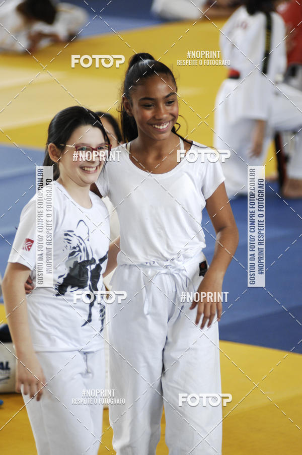 Achetez vos photos de l'vnementFestival de Lutas das Escolinhas Esportivas sur Fotop