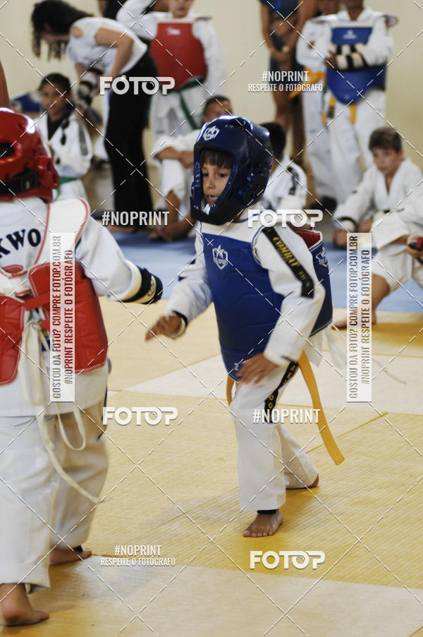 Buy your photos of the eventFestival de Lutas das Escolinhas Esportivas on Fotop