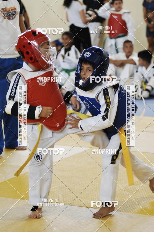 Buy your photos of the eventFestival de Lutas das Escolinhas Esportivas on Fotop