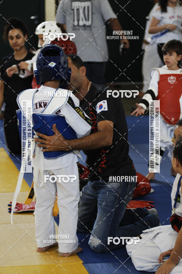 Buy your photos of the eventFestival de Lutas das Escolinhas Esportivas on Fotop