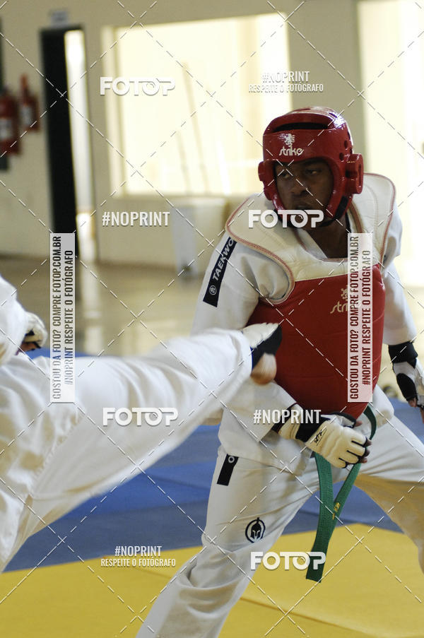 Achetez vos photos de l'vnementFestival de Lutas das Escolinhas Esportivas sur Fotop
