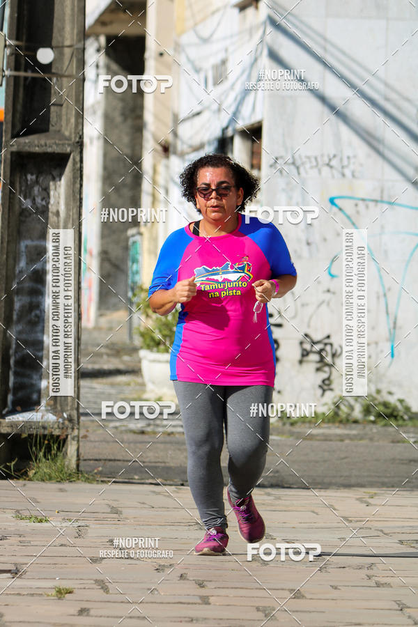 Buy your photos of the eventCorrida e Caminhada Outubro Rosa on Fotop