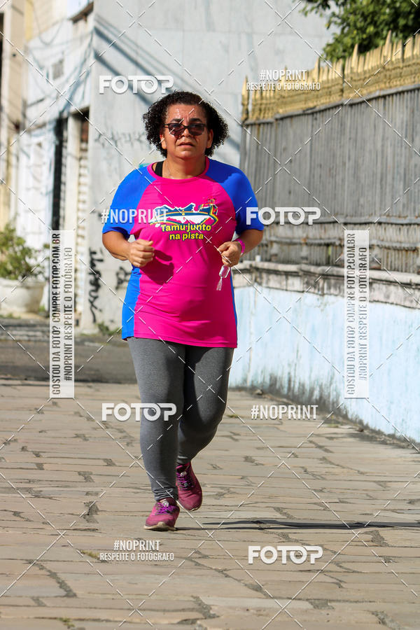 Buy your photos of the eventCorrida e Caminhada Outubro Rosa on Fotop