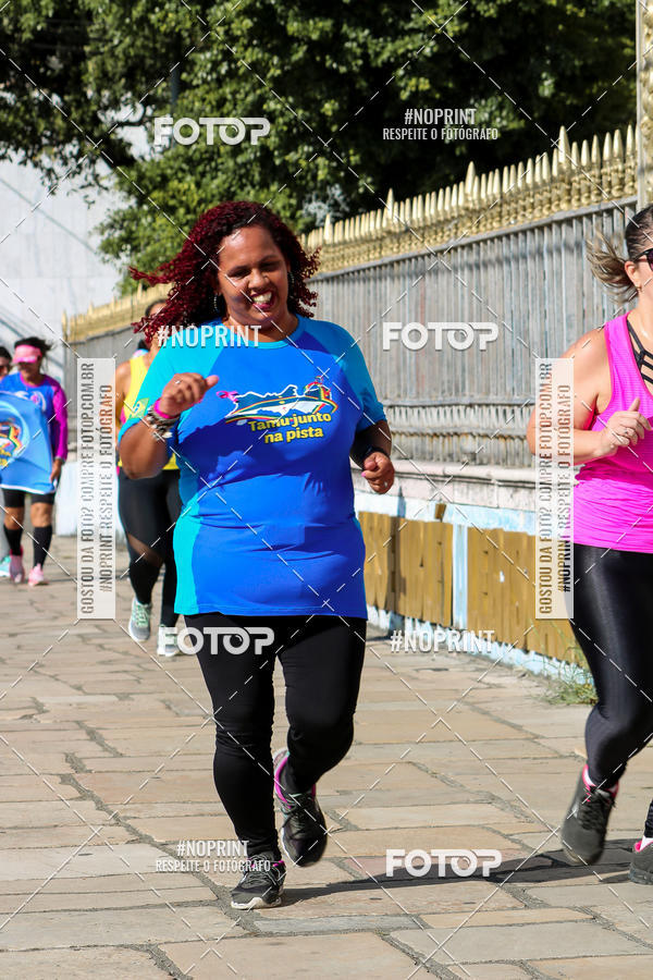 Buy your photos of the eventCorrida e Caminhada Outubro Rosa on Fotop