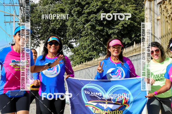 Buy your photos of the eventCorrida e Caminhada Outubro Rosa on Fotop